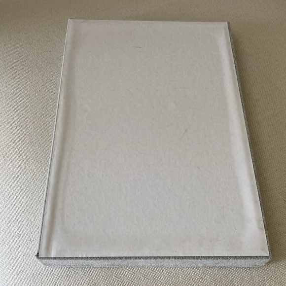 Jewelry Display Storage Organizer Tray Ice Gray Plush Velvet (24 grids) - Picture 6 of 8